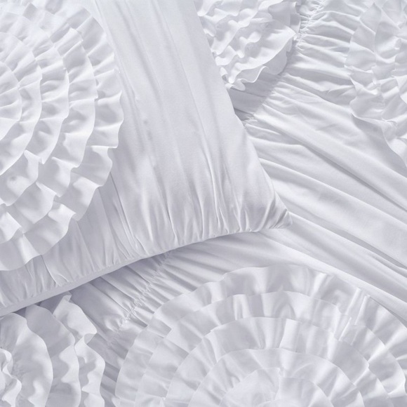 Lush Decor Serena Comforter Ruched Flower 3 Piece Set, White King Comforter Set - Picture 3 of 7